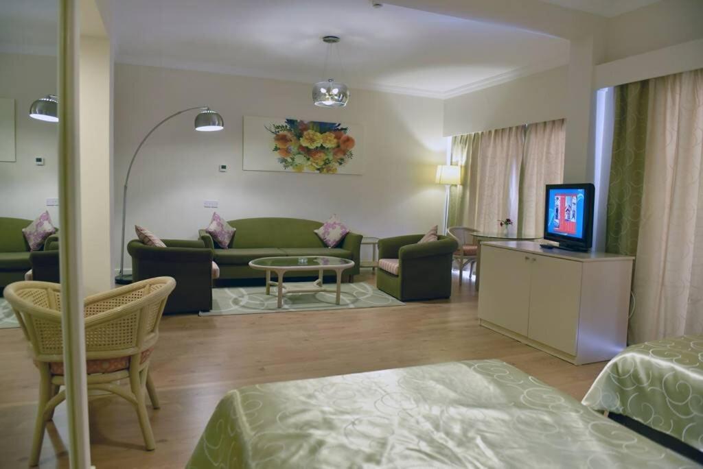 Jasmine Court Hotel Kyrenia  Ruang foto