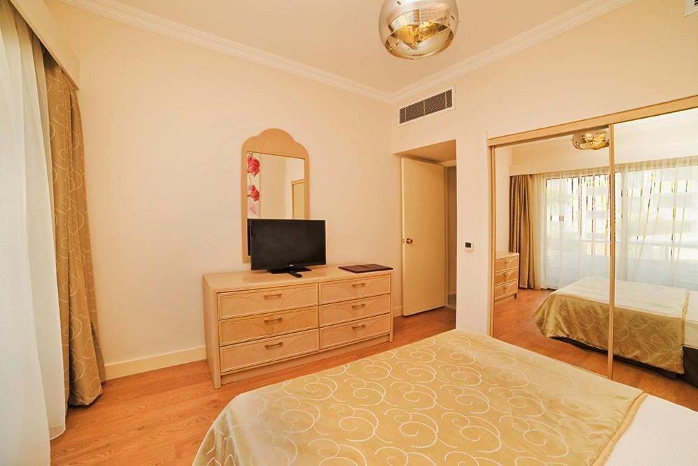 Jasmine Court Hotel Kyrenia  Ruang foto