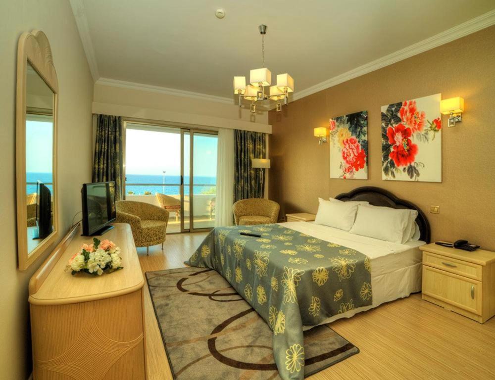 Jasmine Court Hotel Kyrenia  Bagian luar foto