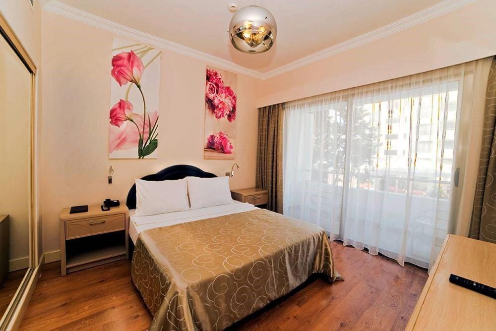 Jasmine Court Hotel Kyrenia  Ruang foto