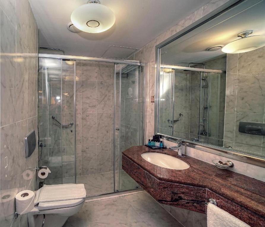 Jasmine Court Hotel Kyrenia  Ruang foto