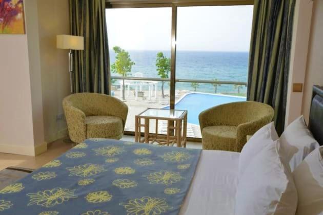 Jasmine Court Hotel Kyrenia  Bagian luar foto