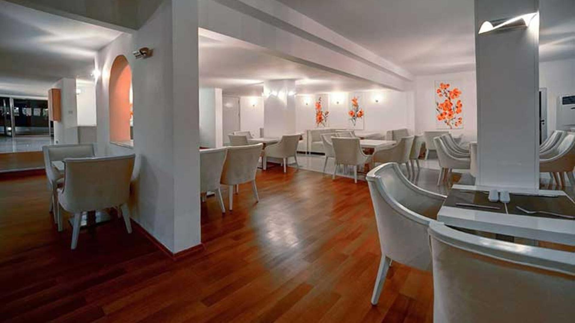 Jasmine Court Hotel Kyrenia  Bagian luar foto
