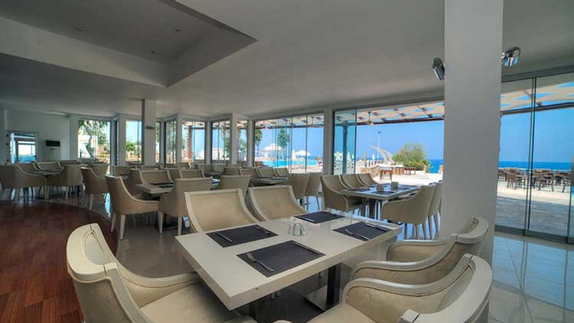 Jasmine Court Hotel Kyrenia  Bagian luar foto